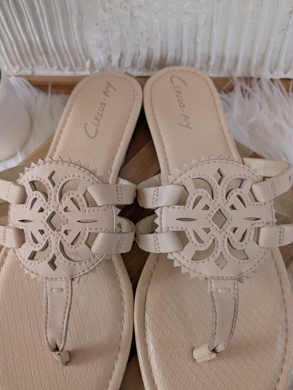 Circus by Sam Edelman Sandals - Picture 3 of 6